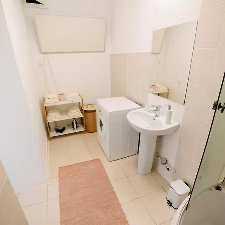 Apartment Mathe 4