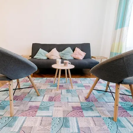 Apartment Mathe 4 *